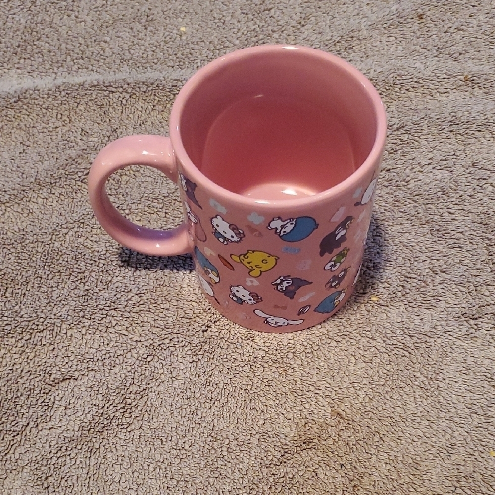 Hello Kitty Pink Character Mug - Picture 3 of 4